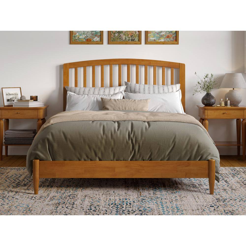 Quincy Light Toffee Queen Wood Platform Bed with Slats