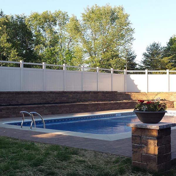 Bradford 5 ft. H x 8 ft. W White Vinyl Privacy Fence Panel Kit