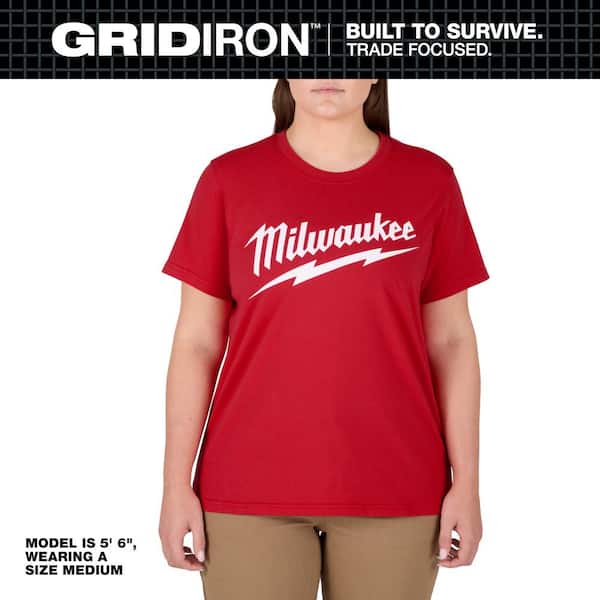 Milwaukee Women's Large Red GRIDIRON Heavy Duty Short Sleeve T-Shirt