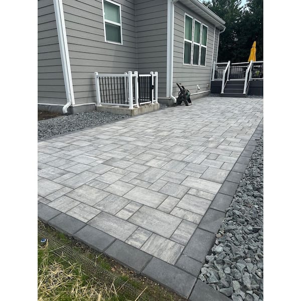 Unbranded Reno 14.75in. x 9.875 in. x 2.375 in. Rectangle Cascade Face Mix Concrete Paver Pallet (114-pieces/70.5 sq. sf./Pallet) HDRENOCASCADEFM