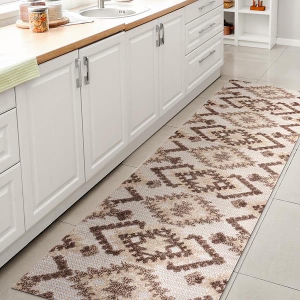 JONATHAN Y Sumak Brown/Ivory 2 ft. x 10 ft. High-Low Pile Neutral Diamond Kilim Indoor/Outdoor Area Rug