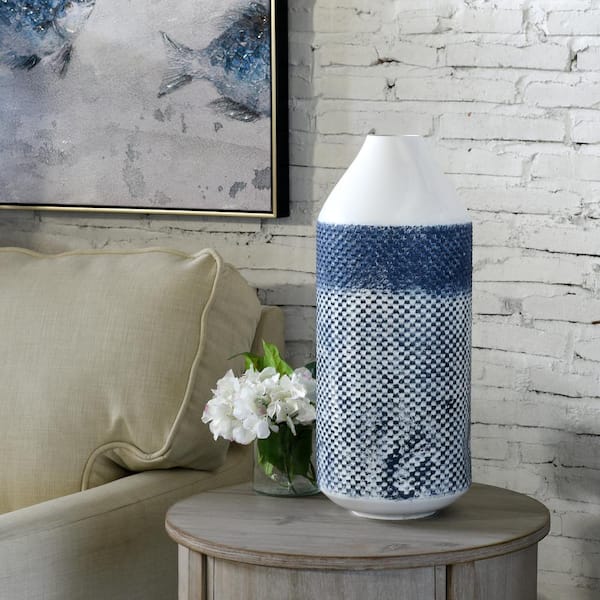 PRIVATE BRAND UNBRANDED Stillwood Lane Cree White and Blue Distressed Iron Decorative Vase