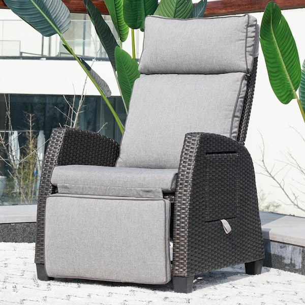 BANSA ROSE Adjustable Outdoor Wicker Recliner with Gray Cushions, All-Weather Wicker, Thick Cushions