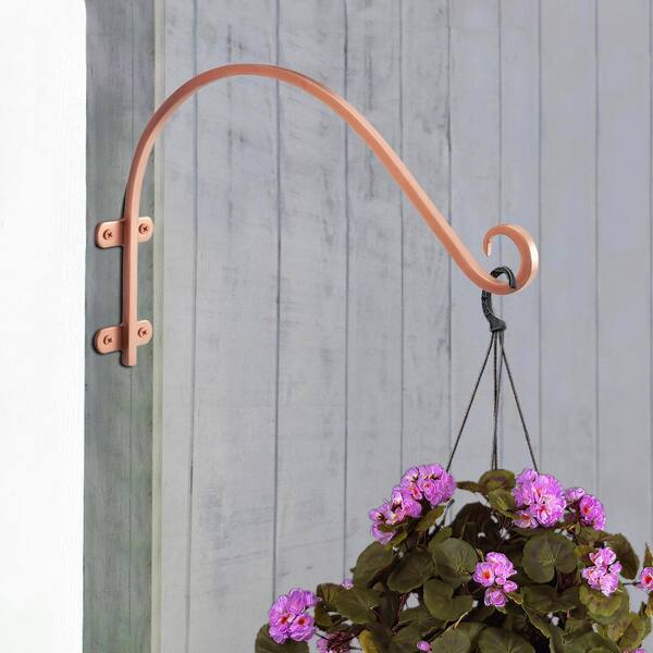 https://images.thdstatic.com/productImages/31e9382b-20a1-43d2-8f7c-6fc2f8f12dbe/svn/brushed-copper-teamson-kids-plant-hangers-19747-1f_600.jpg