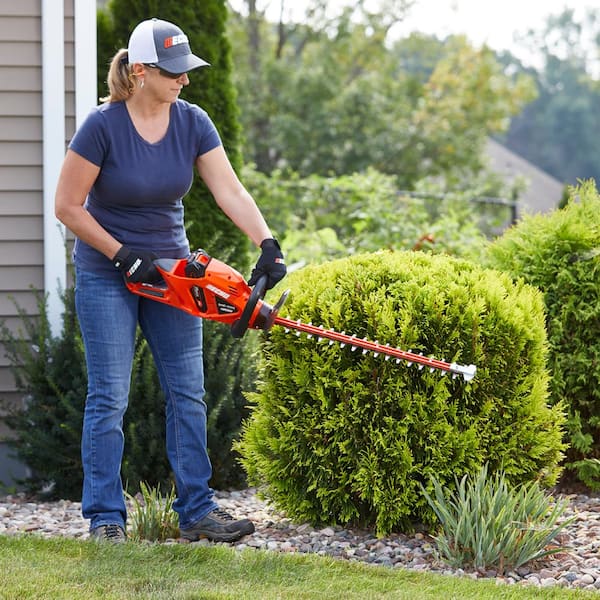 ECHO eFORCE 18 in. 56V Cordless Electric Battery Brushless Rear Handle  Chainsaw Kit with 5.0Ah Battery and Charger DCS-5000-18C2 - The Home Depot