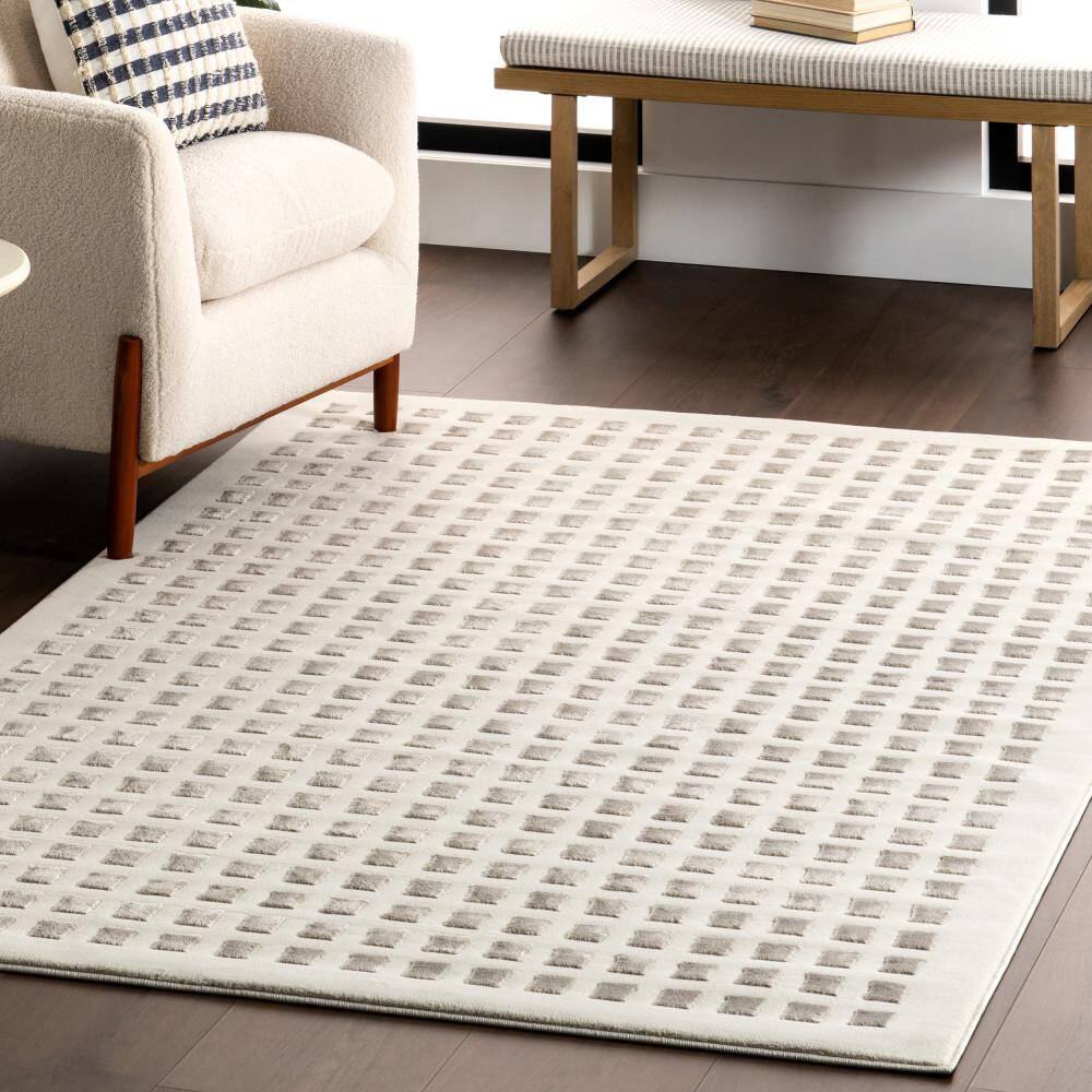 Daleyza 6' Round Cream Checkered Machine Washable Area Rug