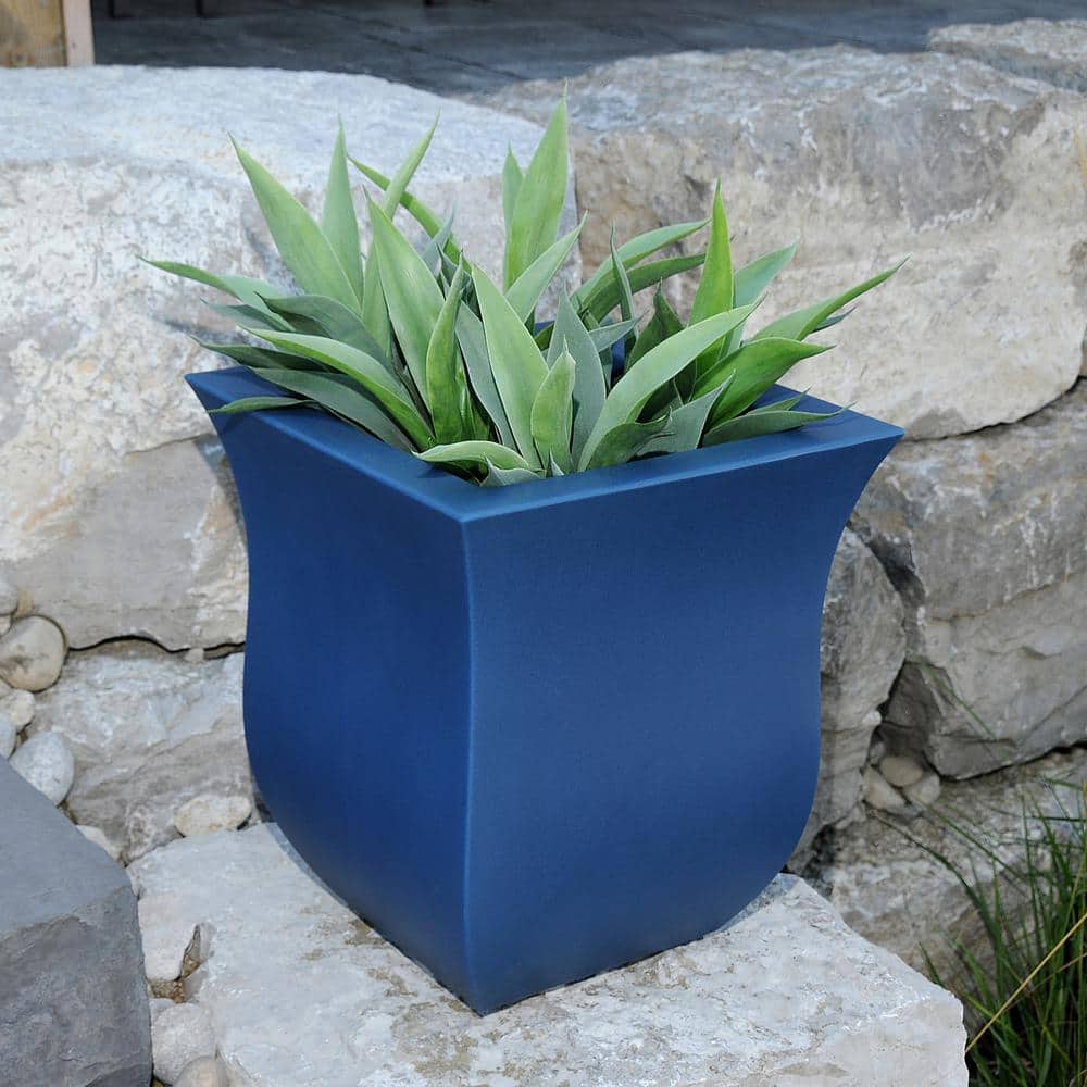 Valencia Neptune Blue Tulip-Shaped Polyethylene Planter, 16" x 18"