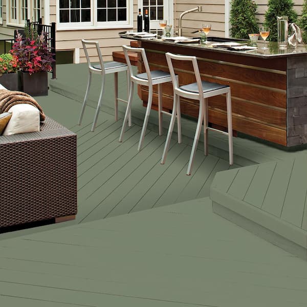 BEHR DECKplus 5 gal. #ST-126 Woodland Green Semi-Transparent Waterproofing  Exterior Wood Stain 307705 - The Home Depot