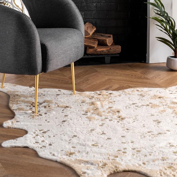 StyleWell Alferce Faux Cowhide Ivory 5 ft. x 7 ft. Shaped Area Rug  BIBR01A-5067 - The Home Depot