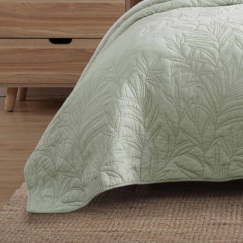 Sage Green Cotton Twin Quilt Set with Floral Stitch