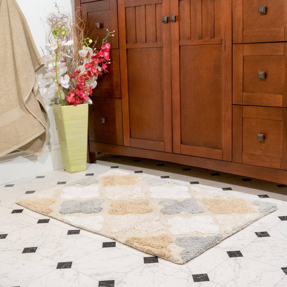 Spa Beige and Gray Cotton Moroccan Tile Bath Rug Set