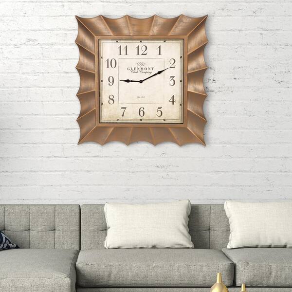 Pinnacle Scallop Gold Wall Clock