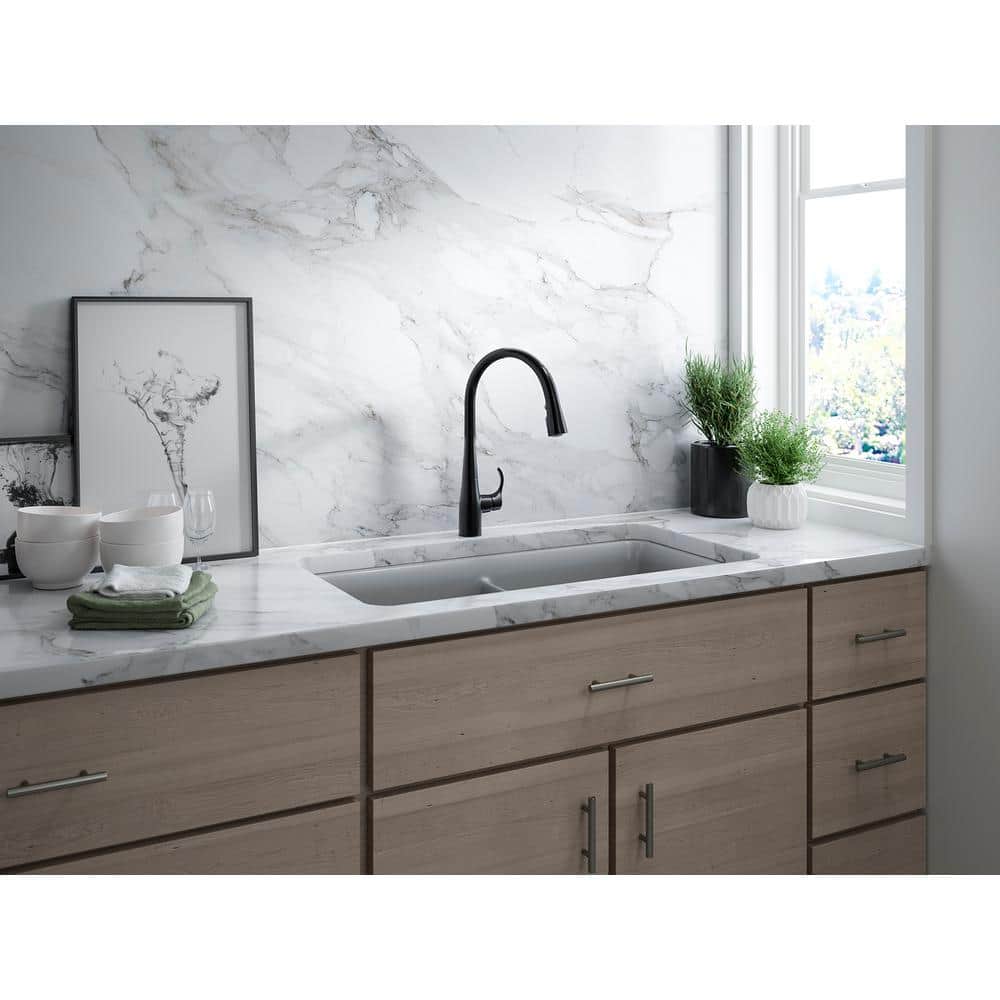 Matte Black Touchless Pull-Down Kitchen Faucet with Sprayhead