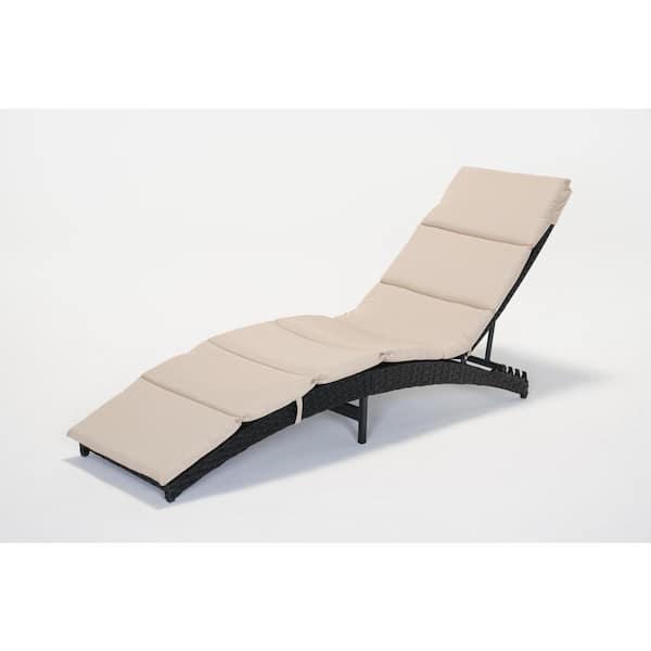 BANSA ROSE Black Aluminum Curved Rattan Folding Outdoor Lounge Chair With Beige Cushion
