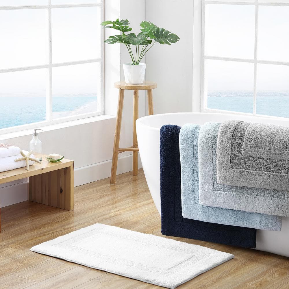 Gray Cotton Reversible Bath Rug with Tufted Design