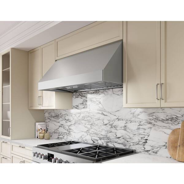 Zephyr Tempest II 36 in. 650 CFM Convertible Wall Mount Range Hood