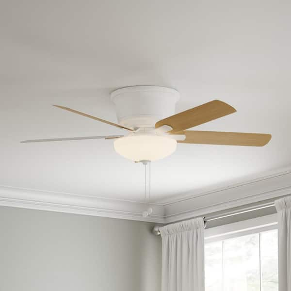 Hampton Bay Holly Springs Low Profile 52 in. LED Indoor Matte White Ceiling Fan with Light Kit