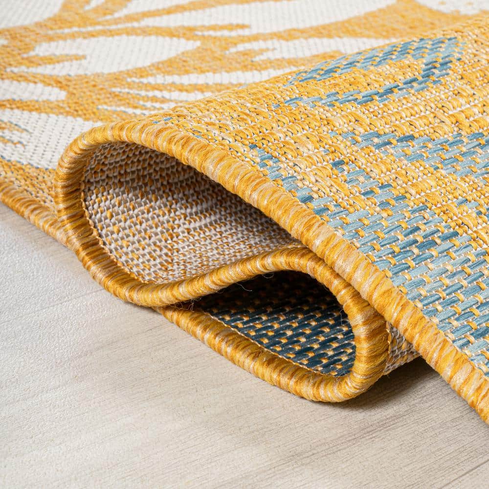 Reversible Floral Yellow/Cream Synthetic Indoor/Outdoor Area Rug
