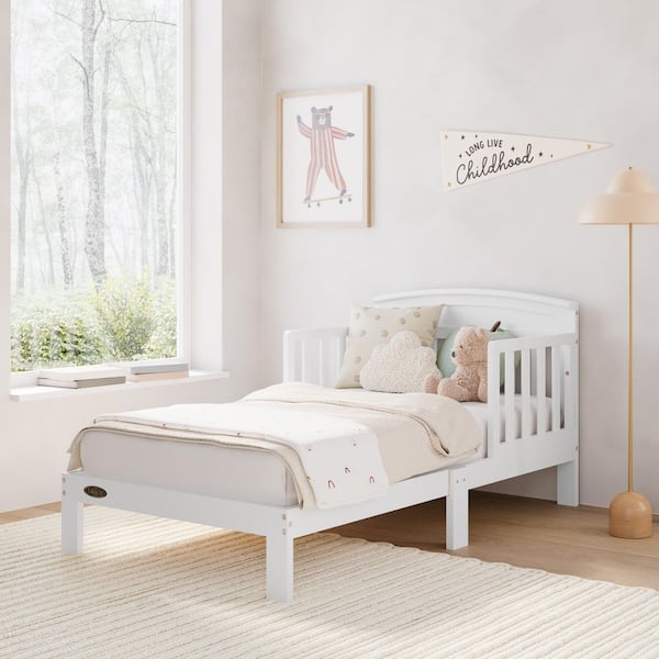 Benton White Toddler Bed