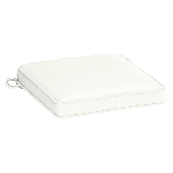Arden Selections Oasis 15 in. x 17 in. Rectangle Outdoor Seat Cushion in  Cloud White AM0PF22B-D9Z1 - The Home Depot