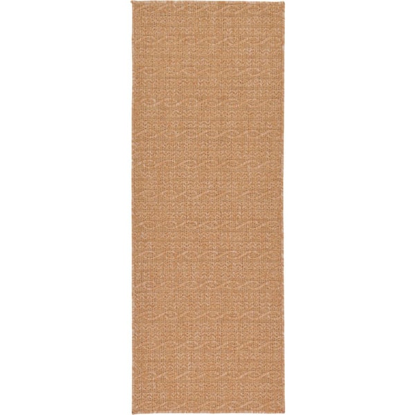 Outdoor Links Light Brown 2' 2 x 6' 0 Runner Rug