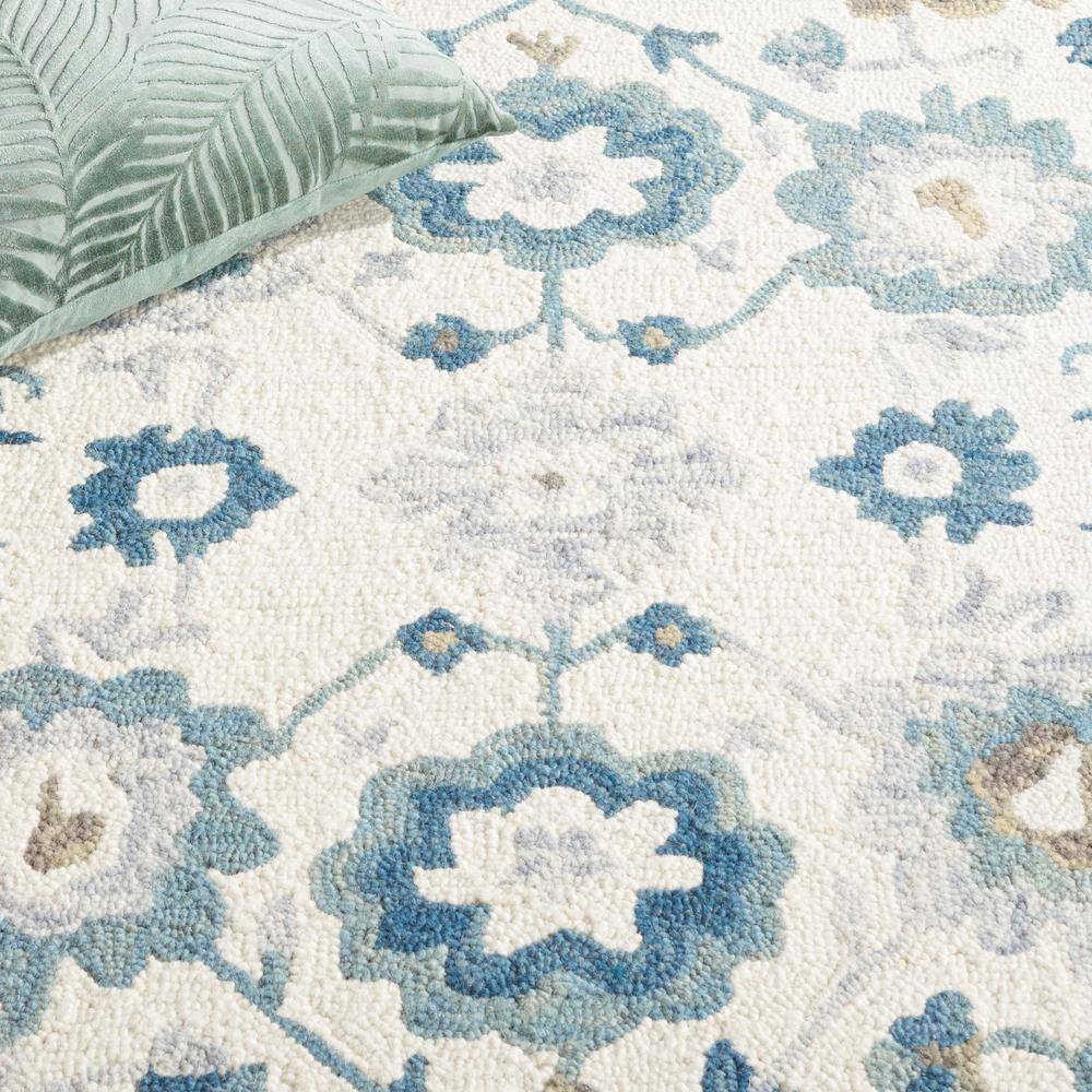 Ivory and Blue Handmade Wool Floral 3' x 5' Area Rug