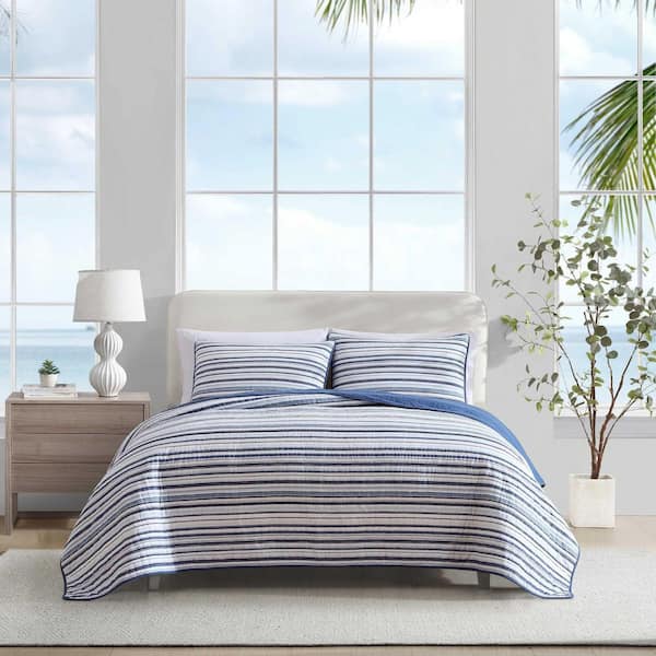 Pembrook 2 Piece Blue/White Cotton Twin Quilt Set