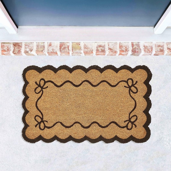VCNY Home Black 18 in. x 30 in. Ribbon Scalloped Border Indoor