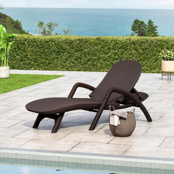 Xzkai Modern Wicker Outdoor Chaise Lounge in Dark Brown with Adjustable backrest