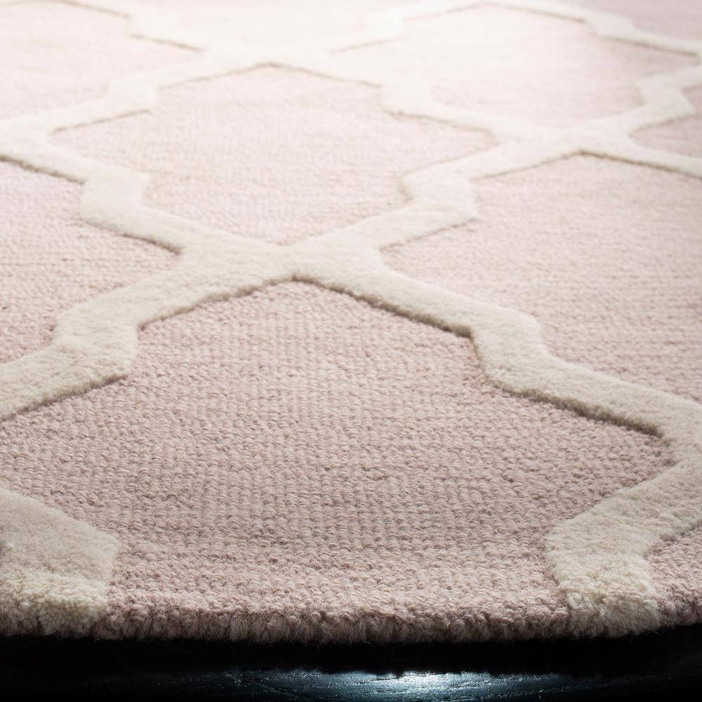 Ivory Elegance 6' Round Hand-Tufted Wool Area Rug