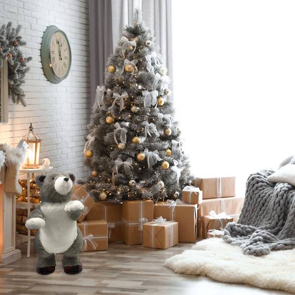 https://images.thdstatic.com/productImages/32a4594a-8631-502f-9416-b352102e5556/svn/fraser-hill-farm-christmas-figurines-fhfbear029-gry1-31_600.jpg