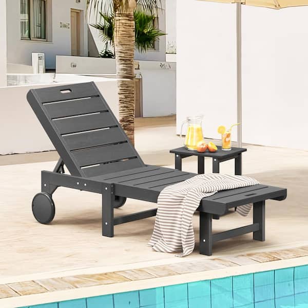 LUE BONA Heli Recycled Dark Gray Patio Lounge Chair Plastic Stackable Outdoor Chaise Lounge Chair With Table