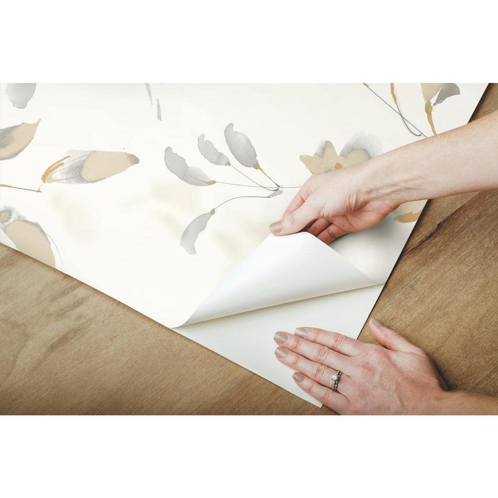 Soft Neutral Linden Flower Peel and Stick Wallpaper