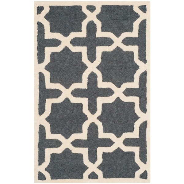 SAFAVIEH Cambridge Dark Gray/Ivory Doormat 3 ft. x 4 ft. Geometric Multi-Point Diamond Area Rug