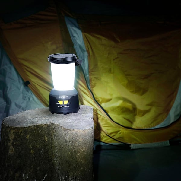 UST Ultimate Survival Heritage Camp LED Lantern, 1000 Max Lumens