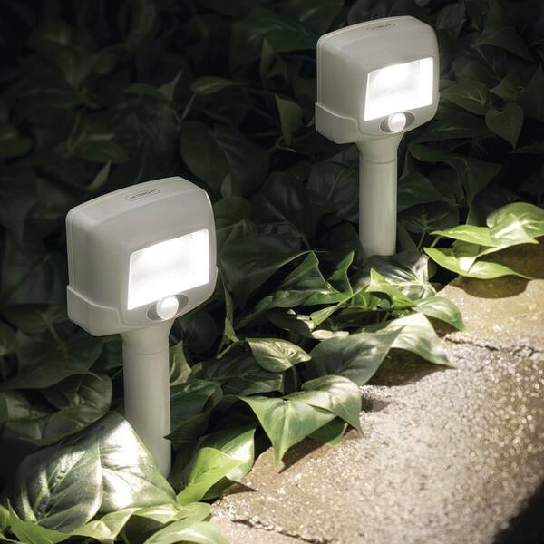 Beams MBN580 NetBright Technology LED Path and Deck Lights Brown MBN580-BRN-06-00 Outdoor Garden Landcape Lighting 6-Pack Mr Wireless with Motion Sensor Detection 