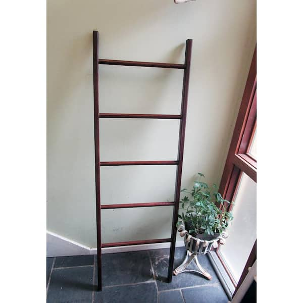 Metal ladder towel discount rack