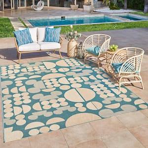 Mickey Mouse Spheres Oasis 5 ft. x 7 ft. Abstract Indoor/Outdoor Area Rug