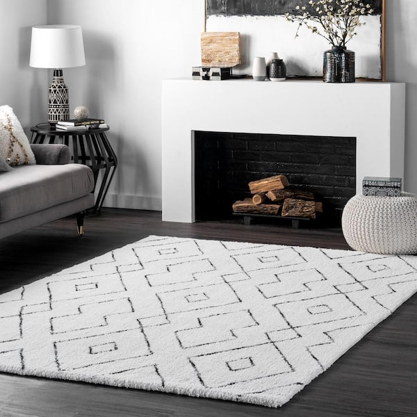 Beaulah Modern Geometric Shag White 5 ft. x 8 ft. Area Rug