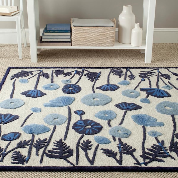 SAFAVIEH Martha Stewart Azurite Blue 4 ft. x 6 ft. Floral Area Rug