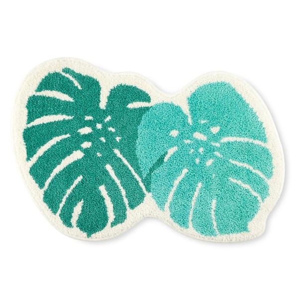 Tropics Leaves Green 20.4 in. x 30.9 in. Washable Bath Math
