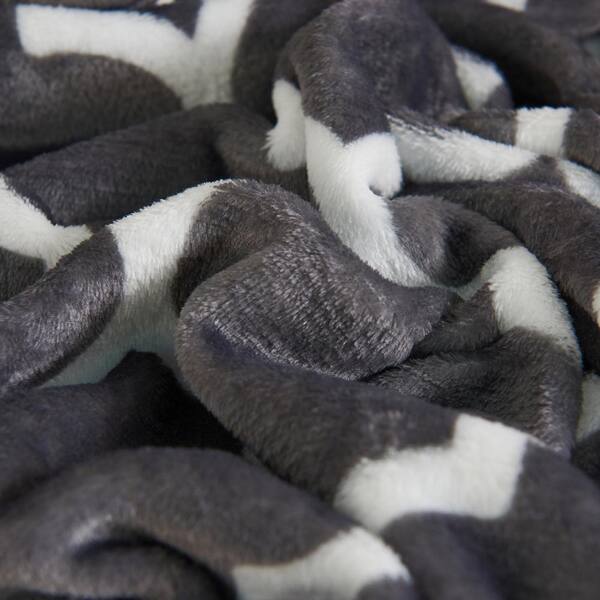 JML Gray Lattice Fleece Throw Blanket Throw 34N - The Home Depot