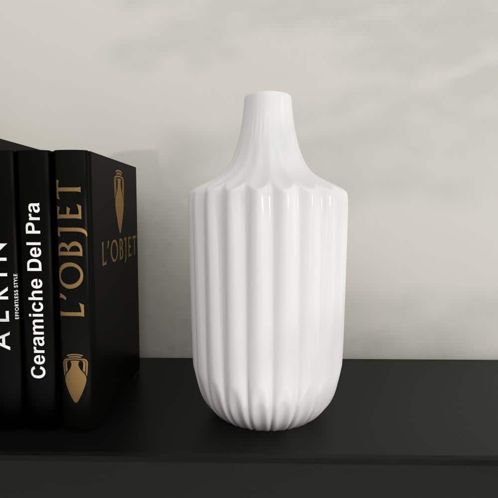 Sleek Elegance Glossy White Ceramic Bud Vase