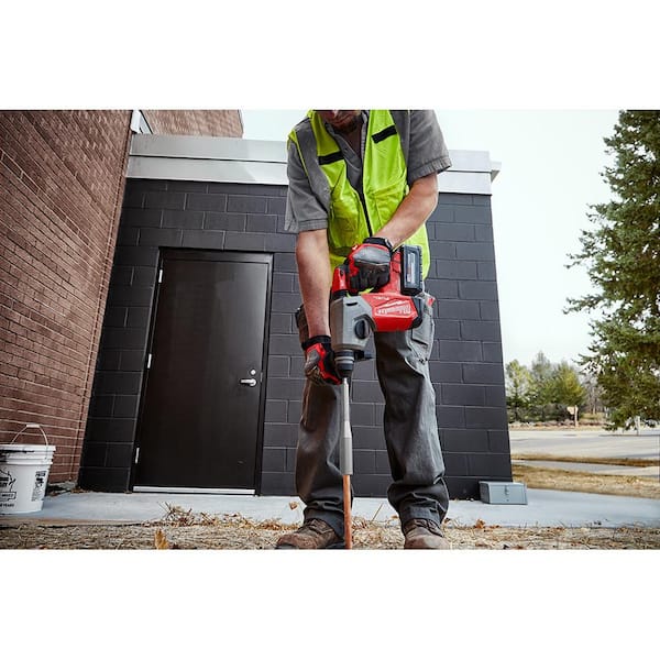 Milwaukee - M18 FUEL 18V Lithium-Ion Brushless 1 in. Cordless SDS-Plus Rotary Hammer Kit with 1/2 in. Compact Impact Wrench