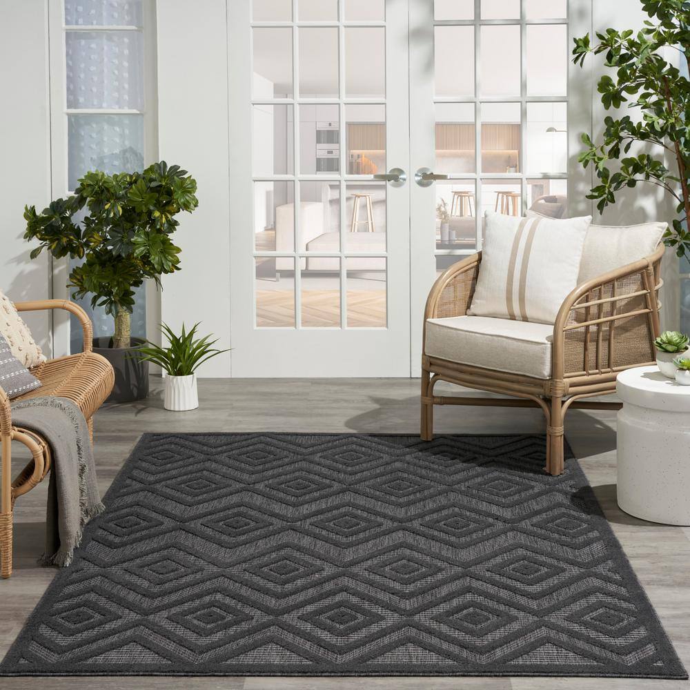 Charcoal Black Diamond Flat Woven 4' x 6' Rug