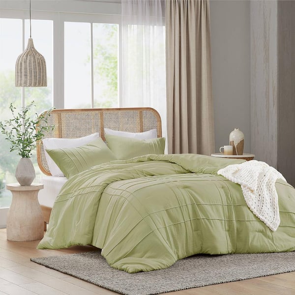 510 Design Porter 2-Piece Sage Microfiber Twin/Twin XL Soft Washed Pleated Comforter Set