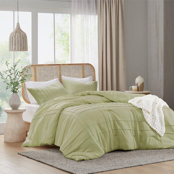 Porter 3-Piece Sage Microfiber Queen Soft Washed Pleated Comforter Set