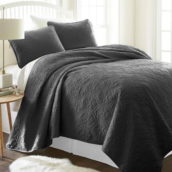 Becky Cameron Damask Gray Microfiber King Performance Quilted Coverlet Set