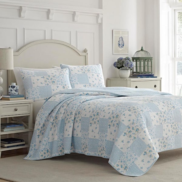Kenna 3-Piece Blue Floral Cotton Full/Queen Quilt Set