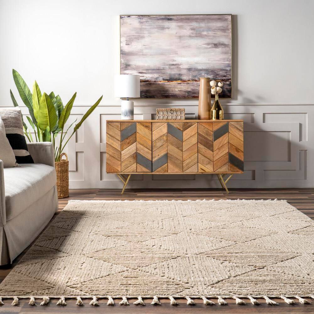 Kerry Beige Geometric Tasseled 7x9 Synthetic Area Rug